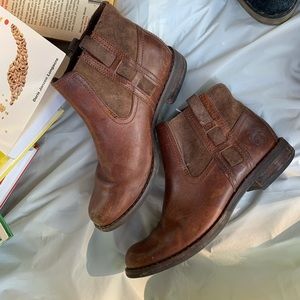 Brown Timberland Chelsea boots